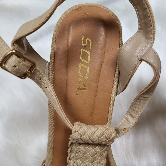 Soda Strappy Platform Wedge Shoes - Picture 4 of 16